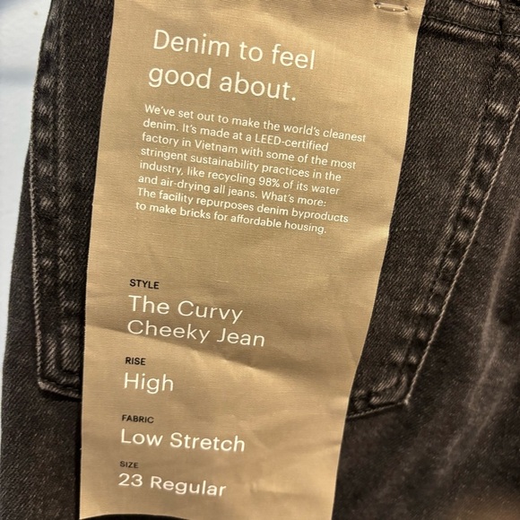 Everlane NWT Women's Black Curvy Cheeky Jean Size 23 - Picture 6 of 10